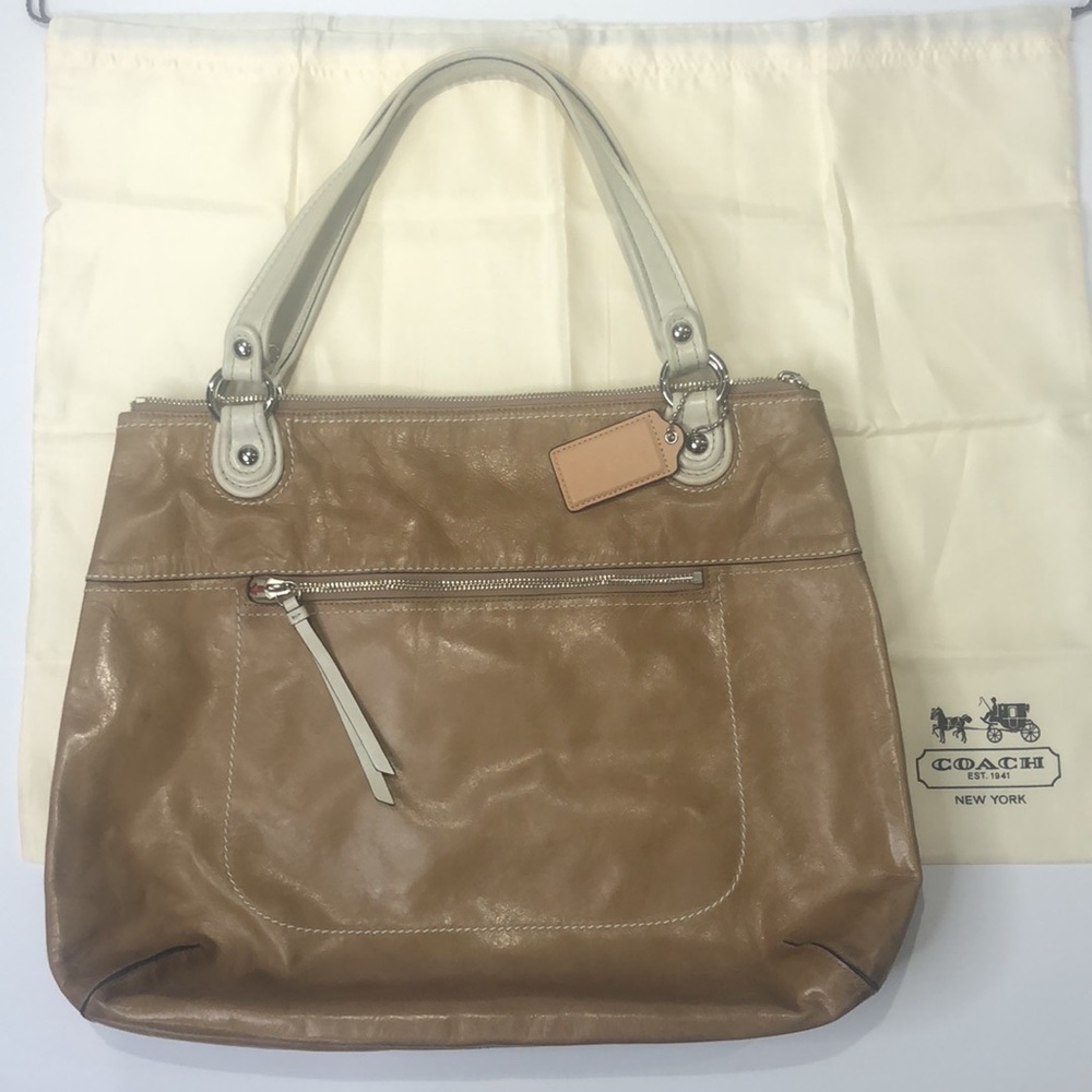 COACH Light Tan Leather Tote Bag